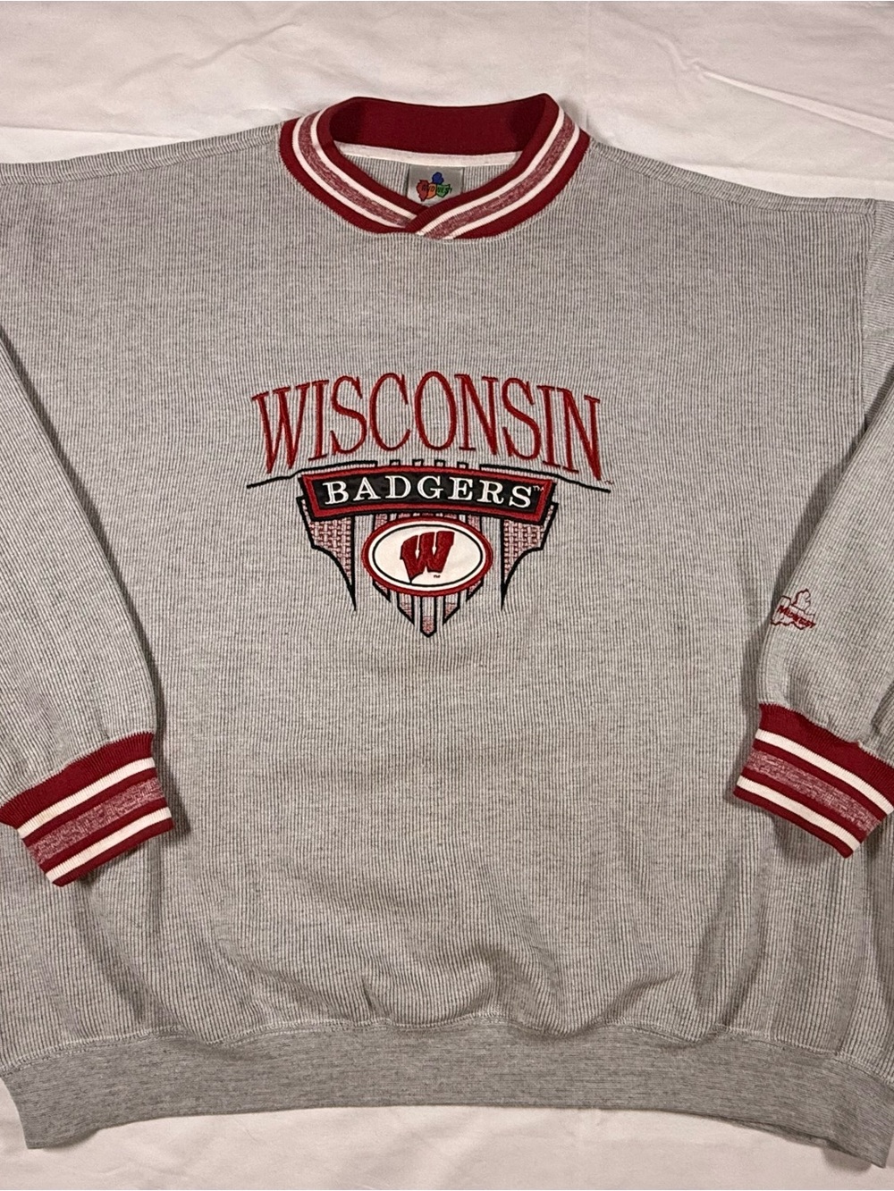 Wisconsin Badgers Gray and Red Crewneck Sweater